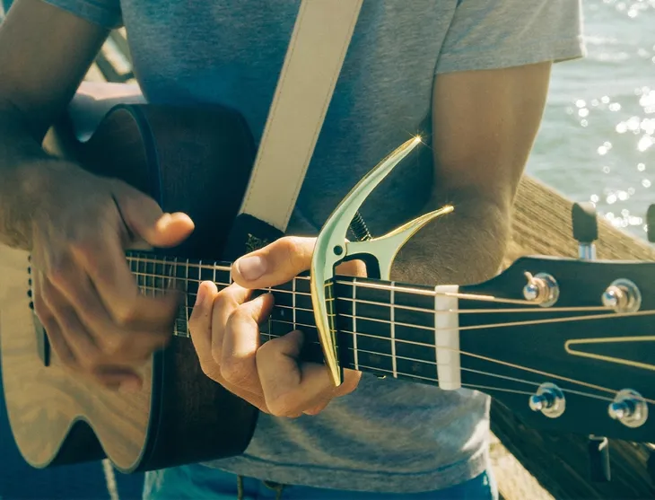 kapodaster-ernie-ball-eb-9600-marka-ernie-ball