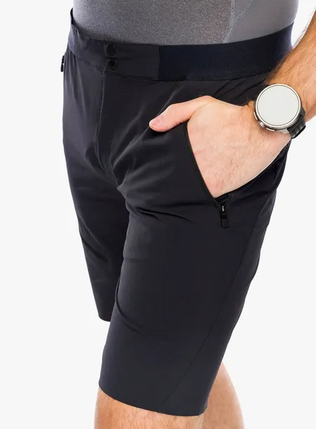 spodenki-turystyczne-vaude-scopi-lw-shorts-ii-black-uni-50-m-fason-proste