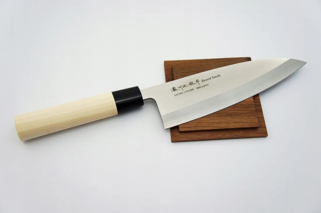 noz-do-miesa-satake-18-cm-linia-sashimi-and-deba