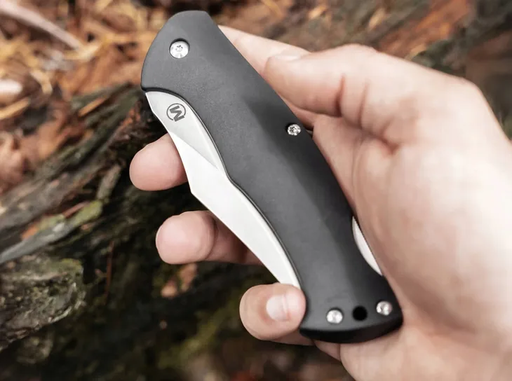 noz-skladany-magnum-echidna-stal-440b-drop-point-nylonowa-pochwa-rodzaj-noz