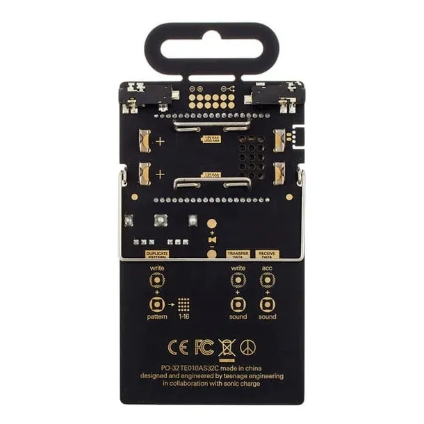 teenage-engineering-po-32-tonic-syntezator-perkusyjny-marka-teenage-engineering