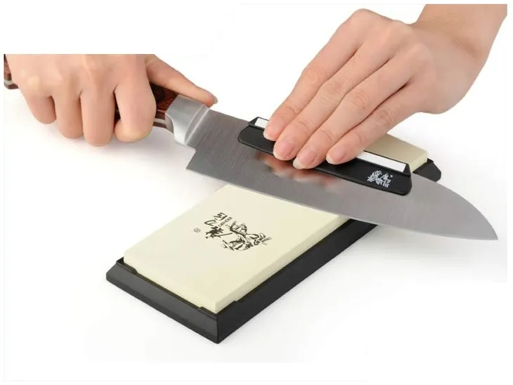 taidea-glass-kamien-do-ostrzenia-nozy-1000-waga-z-opakowaniem-0-5-kg