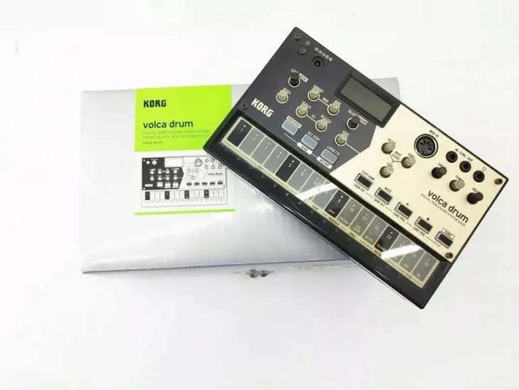 syntezator-korg-volca-drum-marka-korg