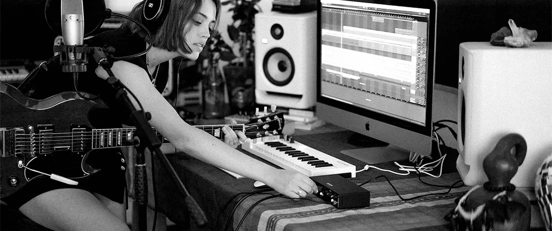 arturia-minifuse-2-interfejs-audio-usb-hub-usb