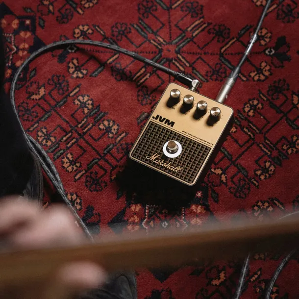 marshall-jvm-pedl-92014-e-distortion-and-noise-gate-efekt-gitarowy-kod-producenta-l0960250-model-jvm-pedl-92014-e