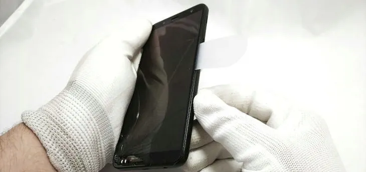 wyswietlacz-do-apple-iphone-8-waga-z-opakowaniem-0-25-kg-rodzaj-wyswietlacza-lcd-ips