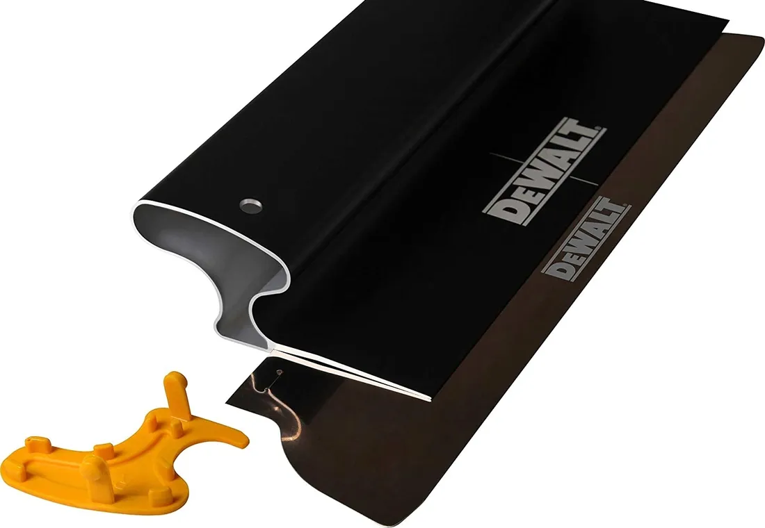 szpachla-do-gladzi-dewalt-03-mm-178-mm-7-rodzaje-tynkow-akrylowe
