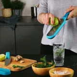 tarka-zester-z-pojemnikiem-zest-collect-trebonn-marka-bez-marki