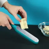 tarka-zester-z-pojemnikiem-zest-collect-trebonn-material-obudowy-tworzywo-sztuczne