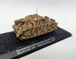 sturmpanzer-iv-brumbaar-sd-kfz-166-italy-1944-1-72-atlas