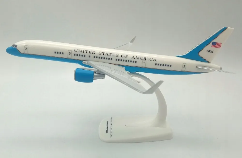 model-samolotu-ppc-boeing-757-200-c32a-usaf-1-200