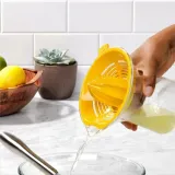 wyciskarka-do-cytrusow-oxo-material-tworzywo-sztuczne-kod-producenta-11263400