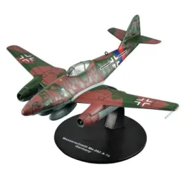 messerschmitt-262a-1a-jg-7-novotny1945-deagostini-1-72