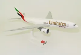 model-samolotu-boeing-777-200-emirates-cargo-1-200