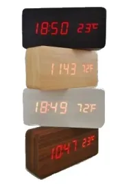 zegar-lcd-z-data-i-budzikiem-kostka-drewnohit-4084