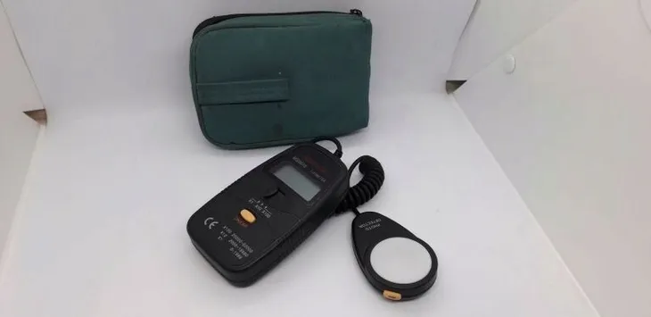 luksomierz-mastech-ms6610-model-ms6610