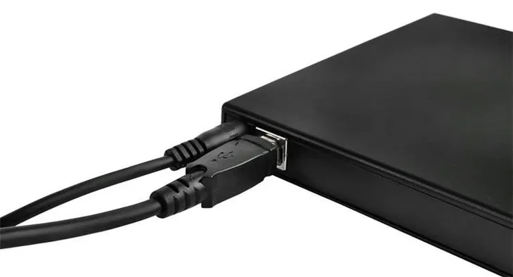nagrywarka-cd-zewnetrzna-pe-3876-interfejs-usb-2-0