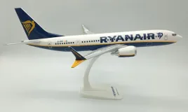 model-samolotu-boeing-737max8-ryanair-1-100-ei-hgt
