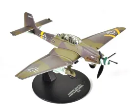 junkers-ju-87-g-2-hans-ulrich-rudel-1944-1-72-mysliwce-iiww