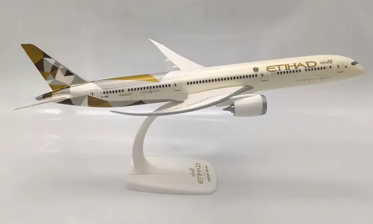 model-samolotu-boeing-787-10-etihad-1-200-ppc-model-model-samolotu-boeing-787-10-etihad-1-200-ppc