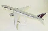 model-samolotu-boeing-777-300-qatar-1-200-ppc-model-model-samolotu-boeing-777-300-qatar-1-200-ppc
