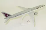 model-samolotu-boeing-777-300-qatar-1-200-ppc-skala-skala-1-200