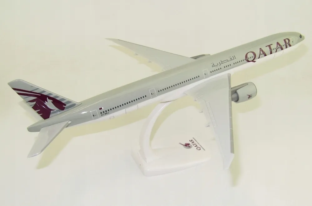 model-samolotu-boeing-777-300-qatar-1-200-ppc-marka-ppc