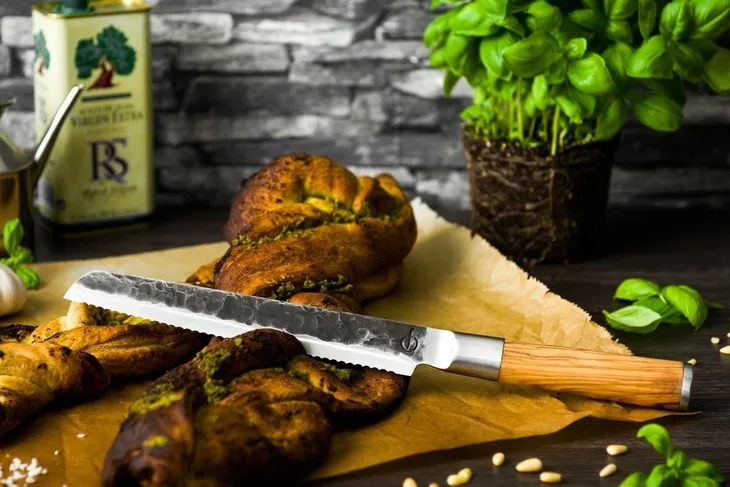 noz-forged-olive-do-pieczywa-20-cm-material-ostrza-ze-stali