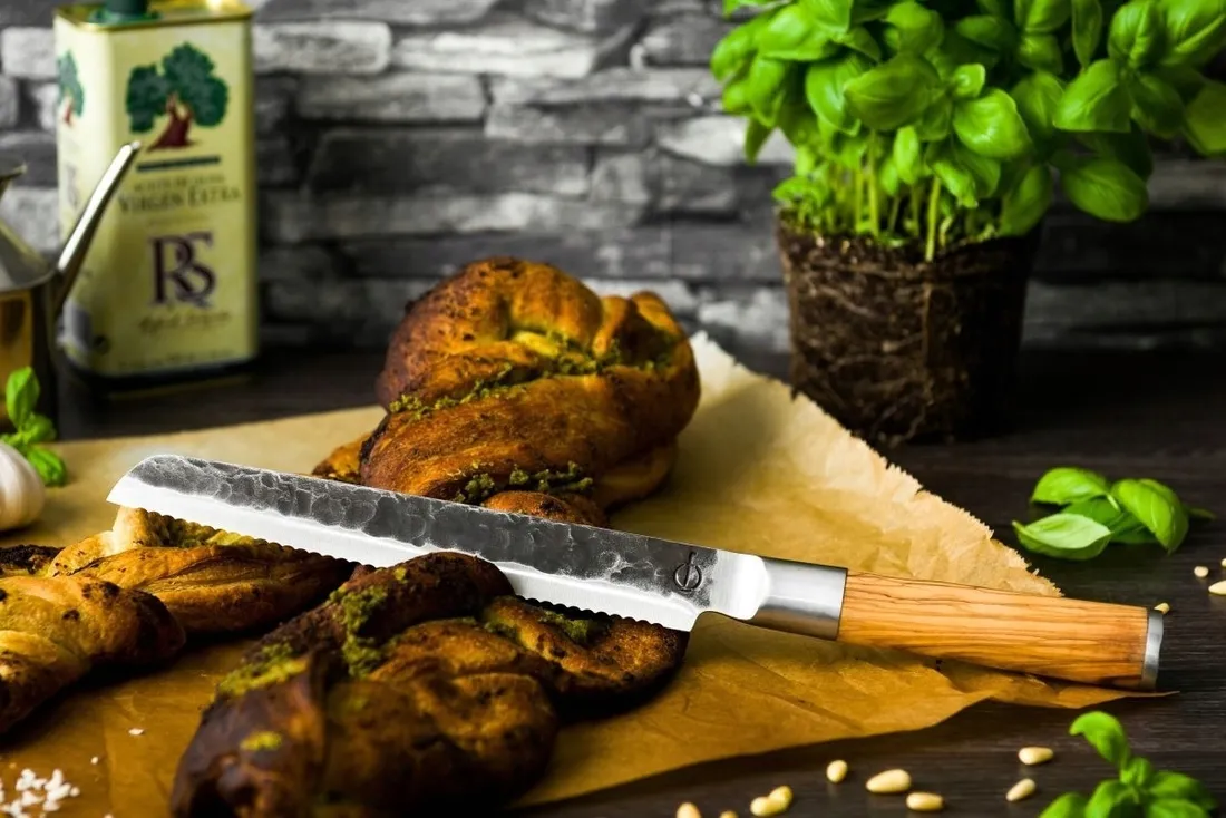 noz-forged-olive-do-pieczywa-20cm