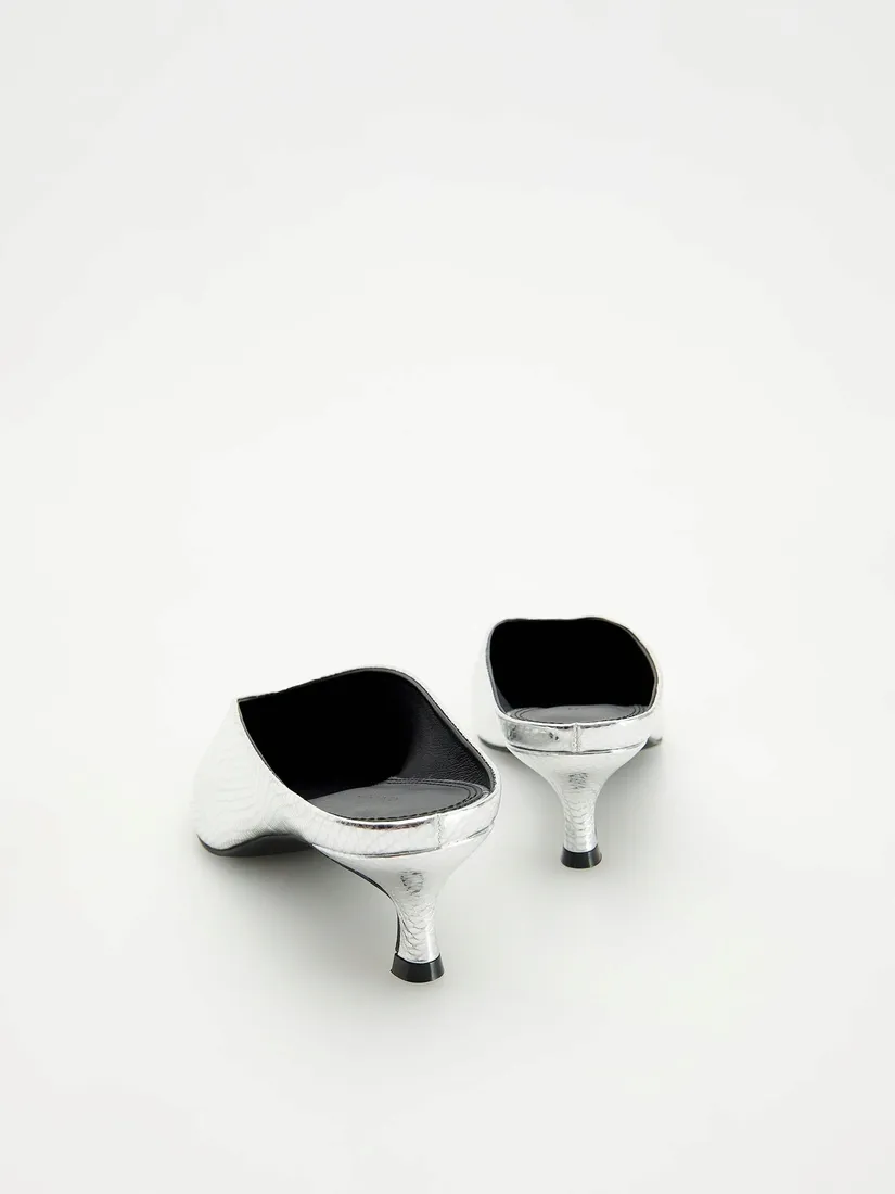 reserved-klapki-rozmiar-38