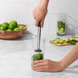 tluczek-barmanski-good-grips-oxo-waga-z-opakowaniem-0-1-kg