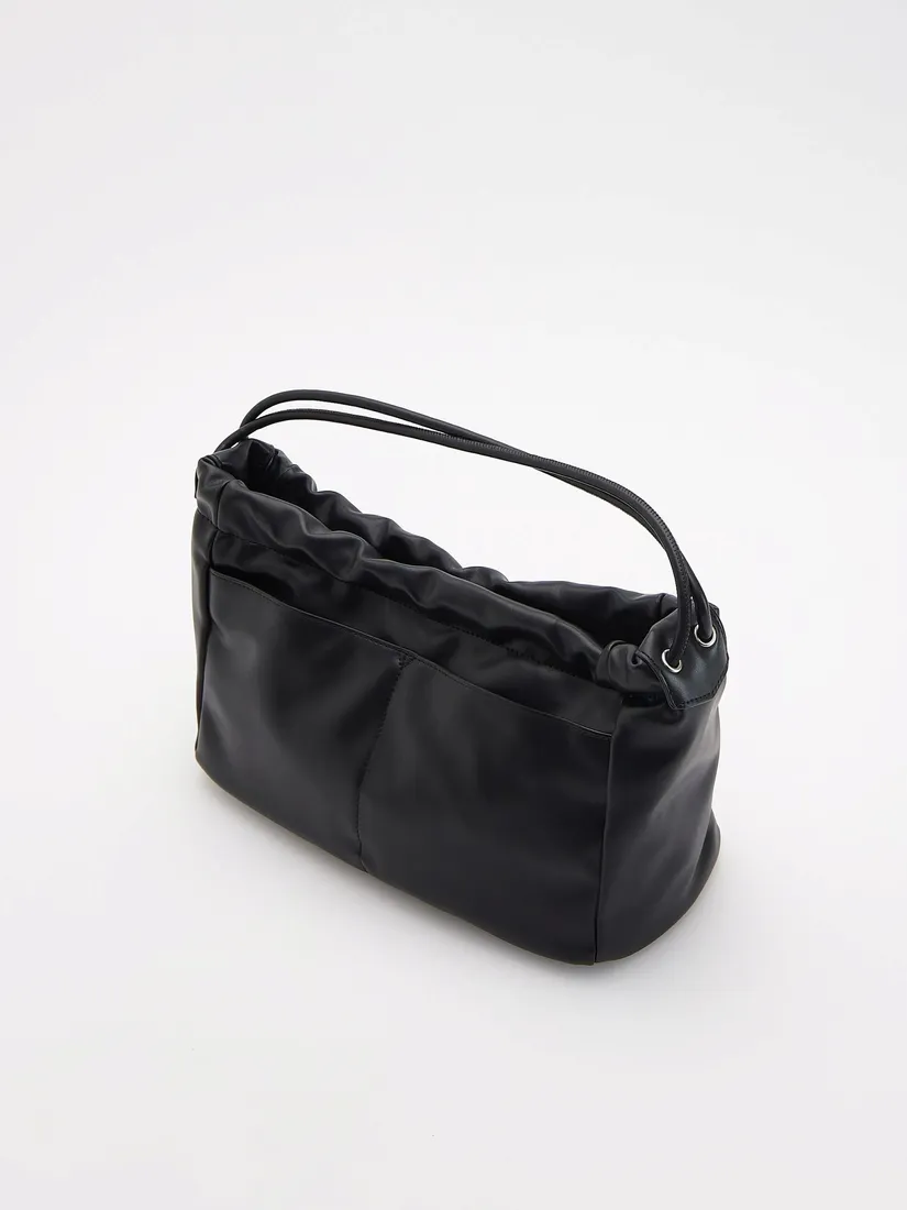 reserved-torebka-poliuretan-czarny-wysokosc-19-cm