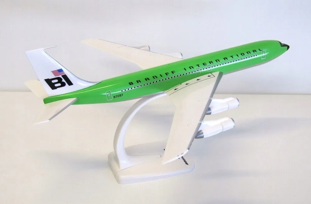 model-samolotu-boeing-707-300-braniff-1-144-marka-ppc