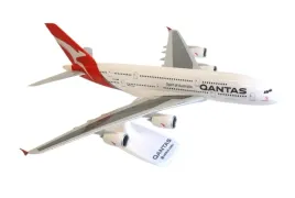 samolot-ppc-airbus-a380-qantas-bialy-365-cm