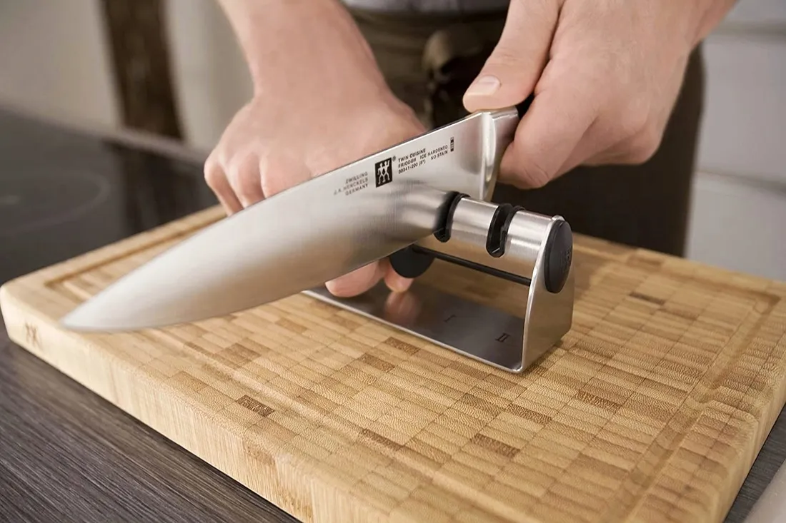 knife-sharpener-ceramic-zwilling