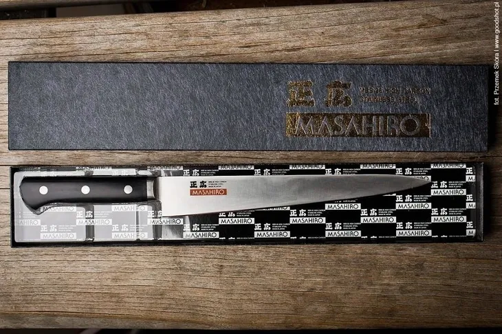 noz-do-miesa-masahiro-24-cm-material-ostrza-ze-stali