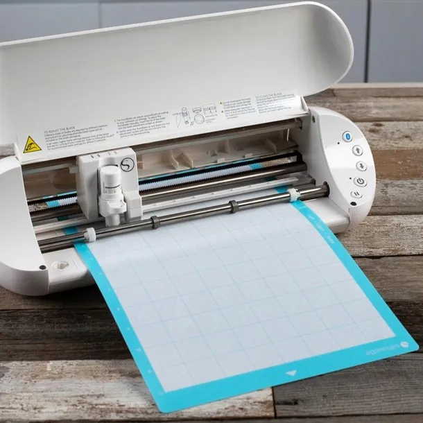 ploter-silhouette-cut-mat-8lt-maksymalny-format-papieru-a4