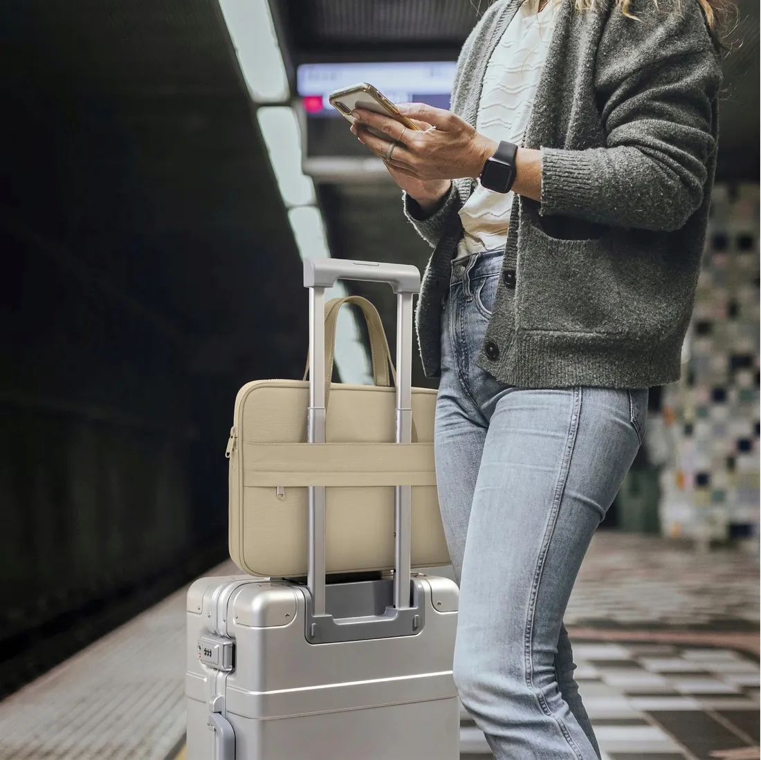 pokrowiec-etui-na-laptopa-tech-protect-1314