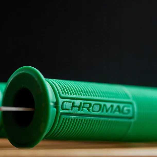gripy-rowerowe-chromag-do-roweru-na-kierownice-lekkie-bezobejmowe-30mm-waga-130-g