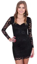 johnzack-koronkowa-czarna-sukienka-dekolt-serce-s