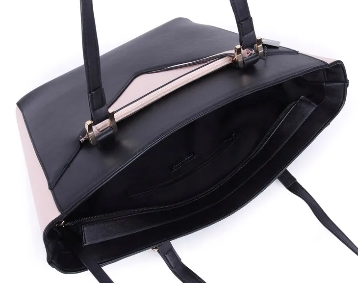 czarna-torebka-primark-zapiecie-zamek