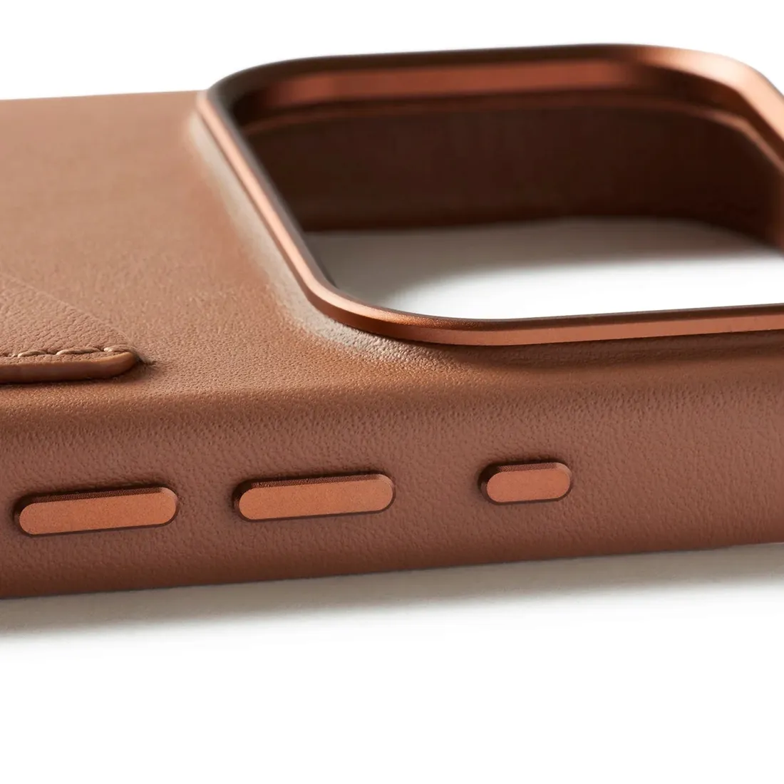 plecki-mujjo-do-apple-iphone-17-pro-brazowy