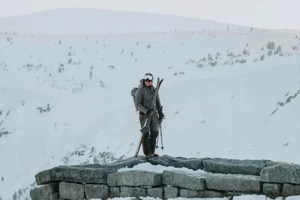 kurtka-majesty-s-marka-majesty