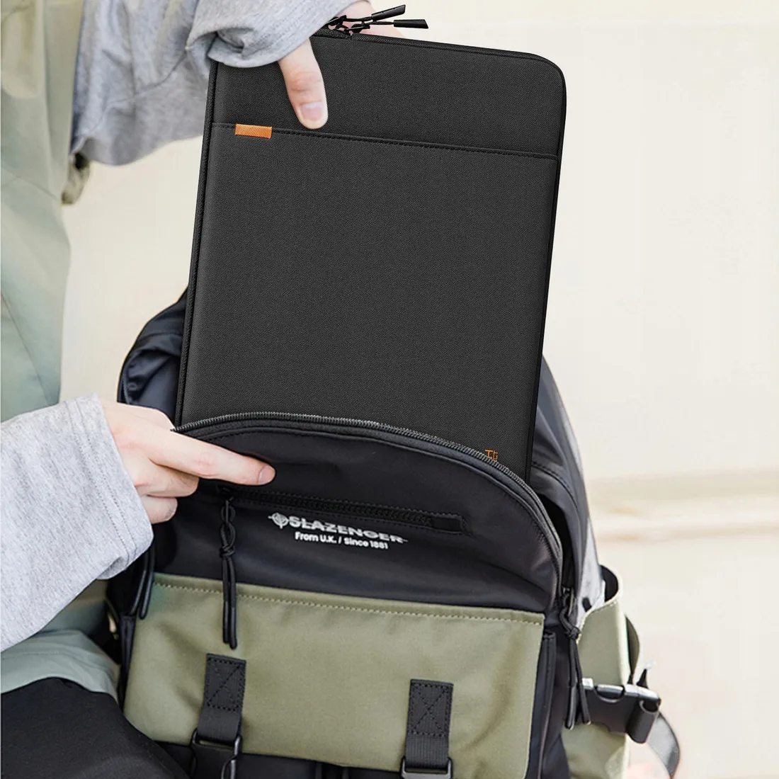 torba-tech-protect-defender-15-16-do-laptopa-czarna