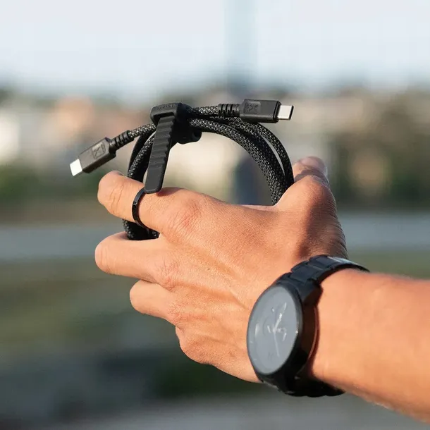 kabel-240w-usb-c-do-ladowania-xtorm-szybki-z-nylonu-mocny-1-5-m-dlugi-pd-certyfikat-ce