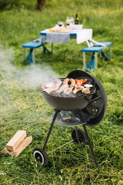 grill-weglowy-okragly-z-pokrywa-41cm-lund-99918-waga-z-opakowaniem-4-kg