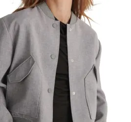 szara-klasyczna-kurtka-bomberka-dlugi-rekaw-guziki-gladka-kieszenie