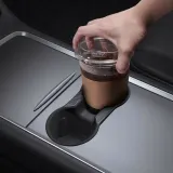 wkladka-do-cupholder-a-do-tesla-model-3-y-spigen-console-cup-holder-insert-typ-samochodu-samochody-osobowe-producent-czesci-spigen-numer-katalogowy-czesci-acp07107