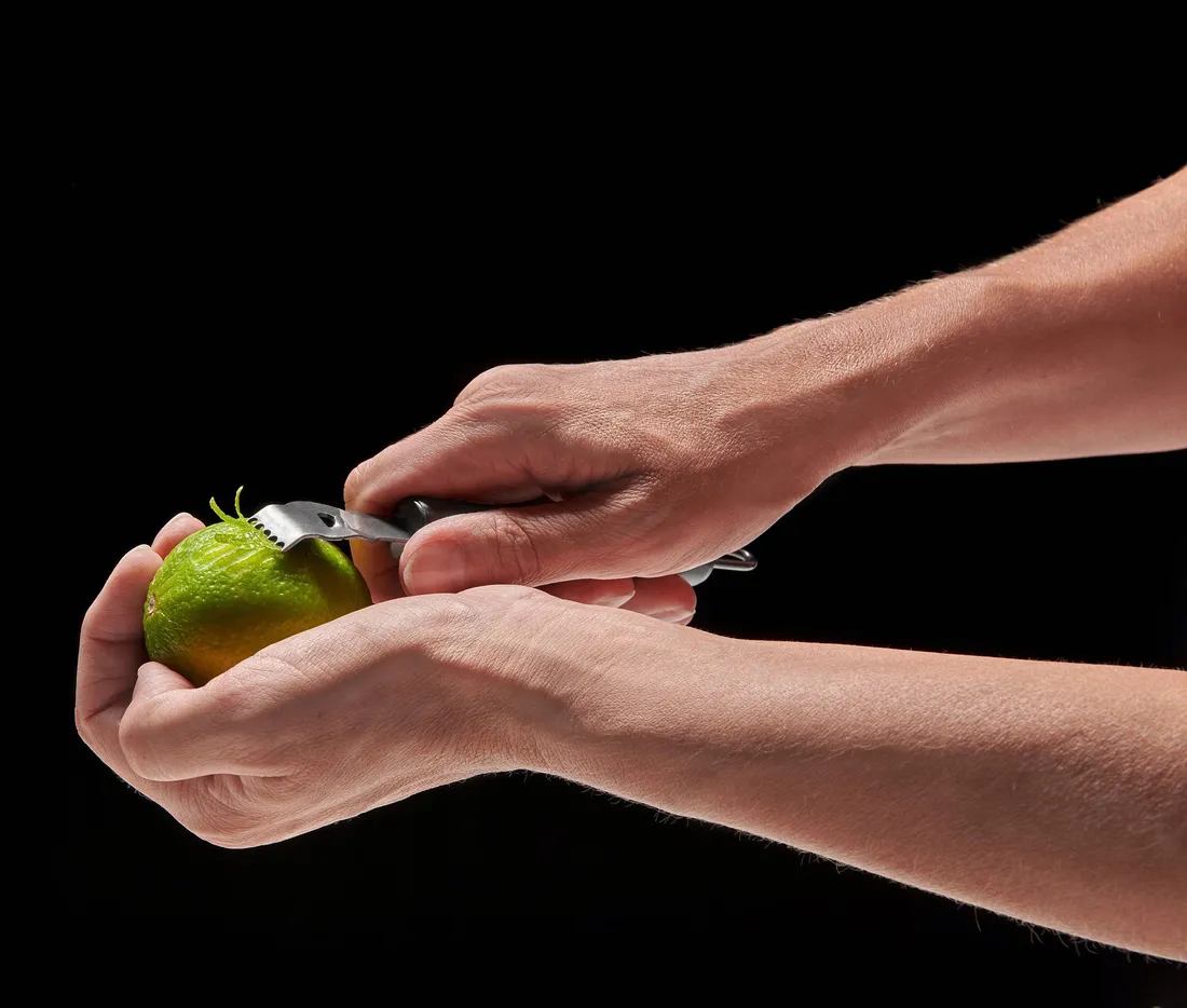 zester-tarka-obierak-do-cytrusow-waga-z-opakowaniem-0-15-kg