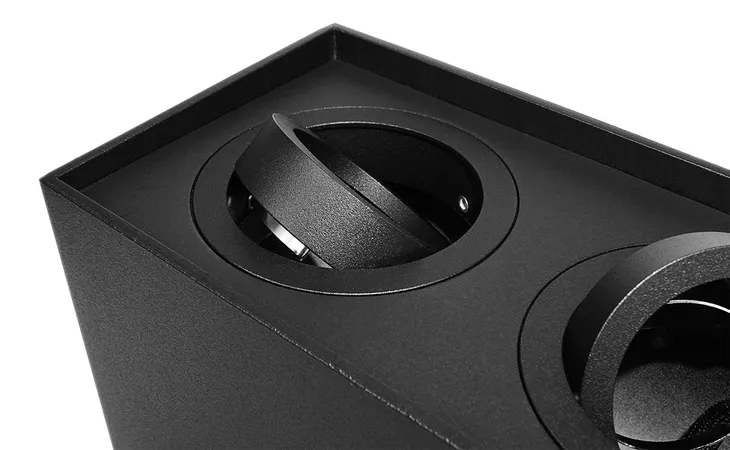 oprawa-sufitowa-siroco-black-ruchoma-prostokat-alu-material-dominujacy-aluminium